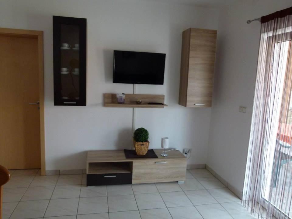 Apartmani Ivanic Вир Екстериор снимка